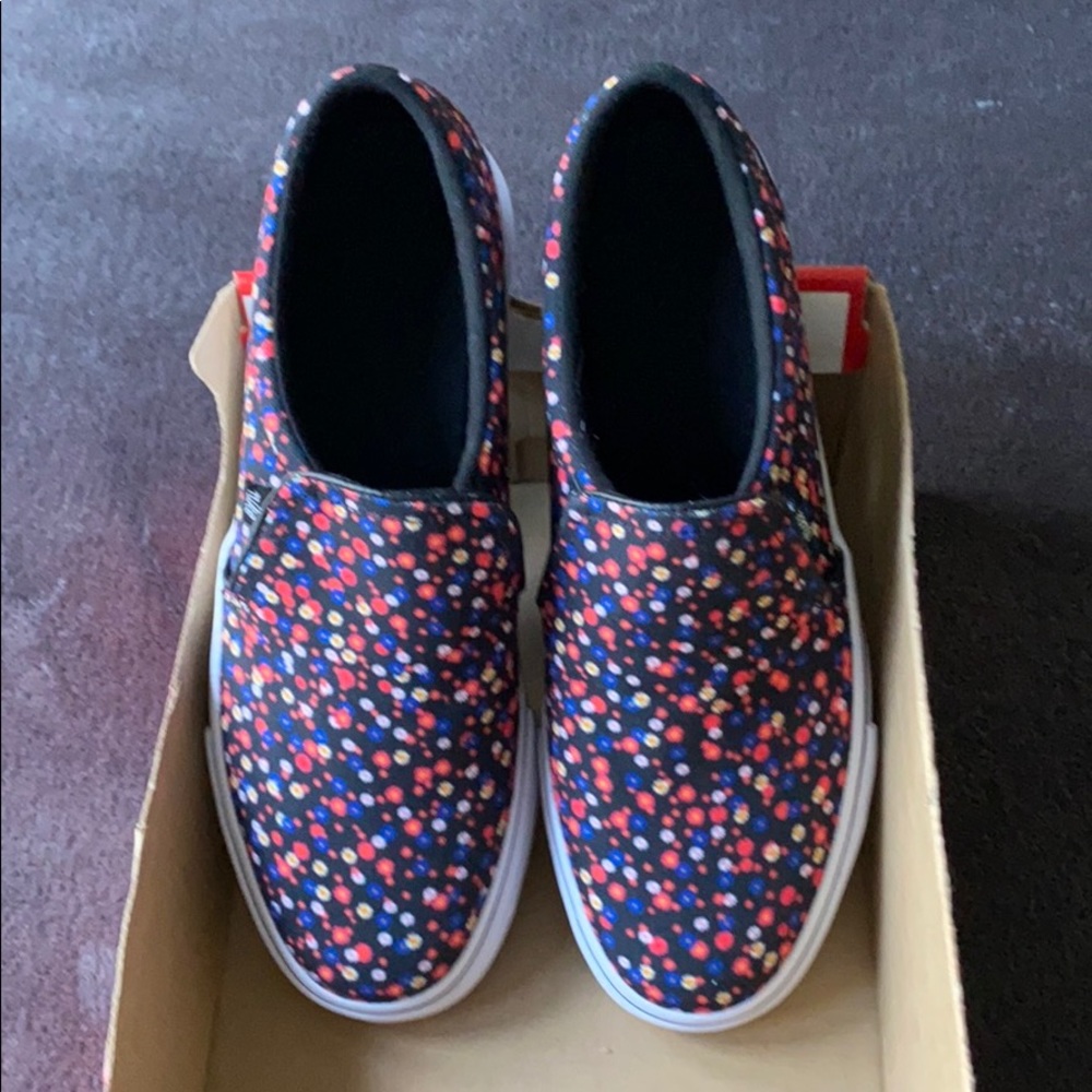 Woman’s Nike court royal acslpse shoes